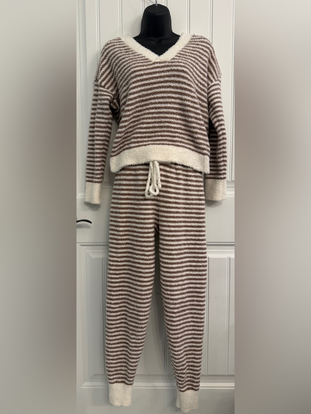 Pink Rose Cozy Striped lounge Set - Brown and White size women’s small.